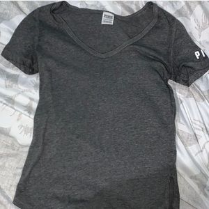 vs pink t-shirt/size xs/worn once/$10